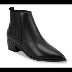 Marc Fisher Missir Chelsea Leather Boots black